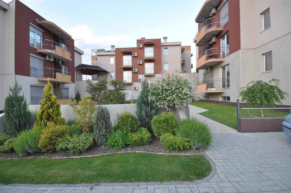 Apartments Raj Vrnjačka Banja Eksteriør bilde